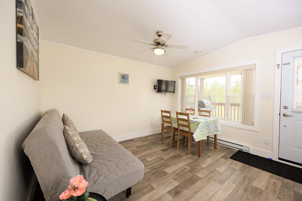 Fiddler'S Green Country Cottages Brackley Beach Exterior photo